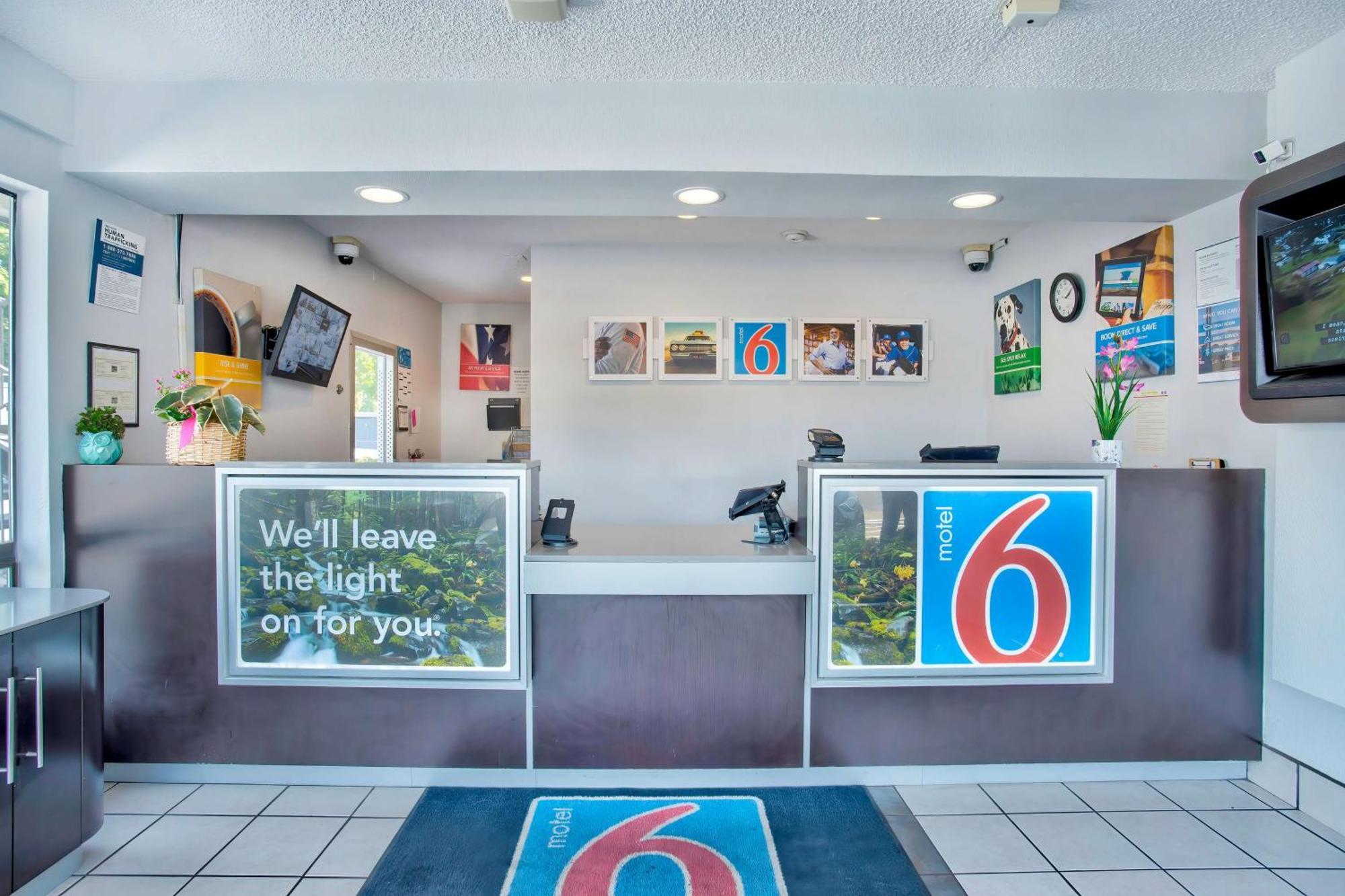 Motel 6-Salem, Or Exteriör bild